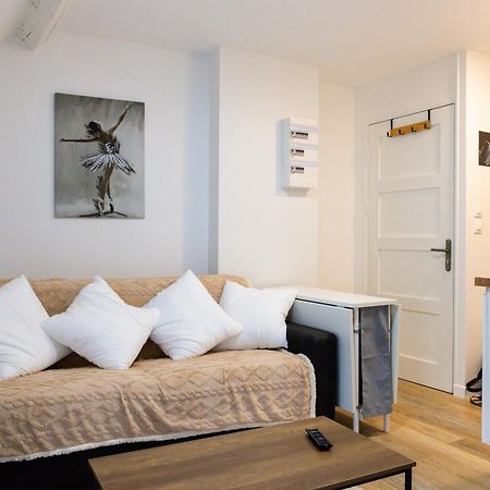 Apartament Raphael Serris Zewnętrze zdjęcie